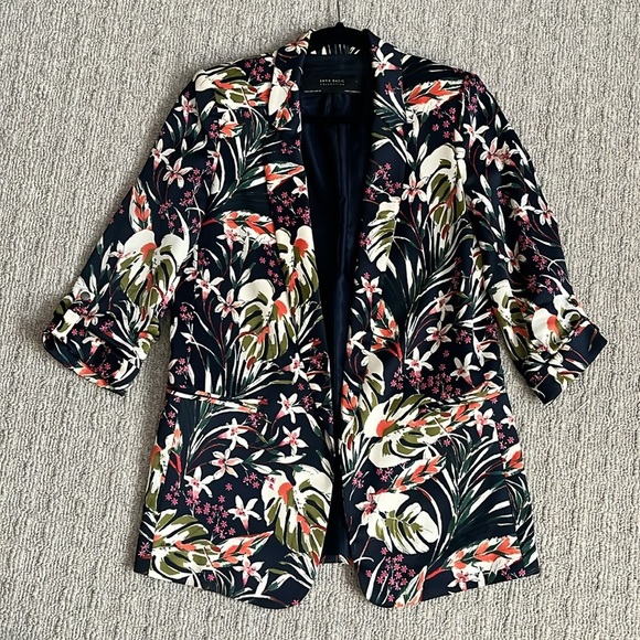 Zara Tropical Floral Print 3/4 sleeve Blazer size Small - Picture 8 of 12
